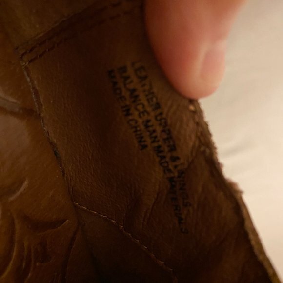 Born Calixta Womens Brown Leather Zip Booties Size 7.5/38.5 - Picture 8 of 13